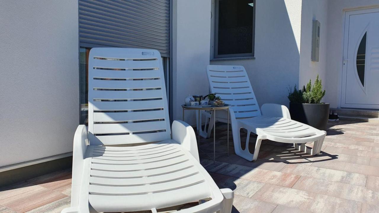 Holiday Home Emma Бихач Экстерьер фото