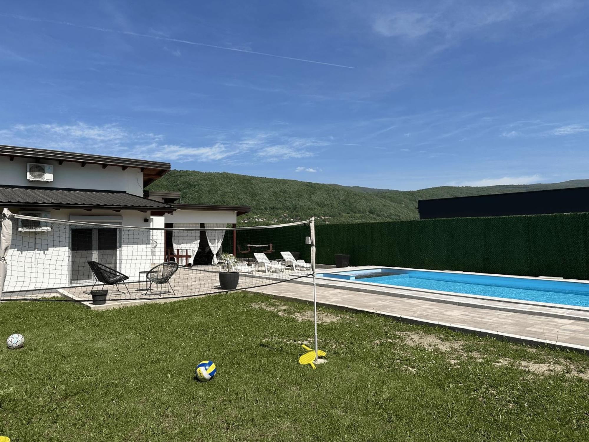 Holiday Home Emma Бихач Экстерьер фото